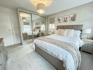 Photo 13- click for photo gallery